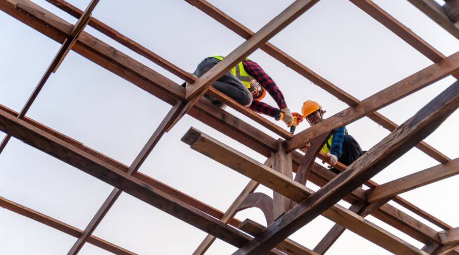 Expert Emergency Roof Repairs services in Bowbells, ND